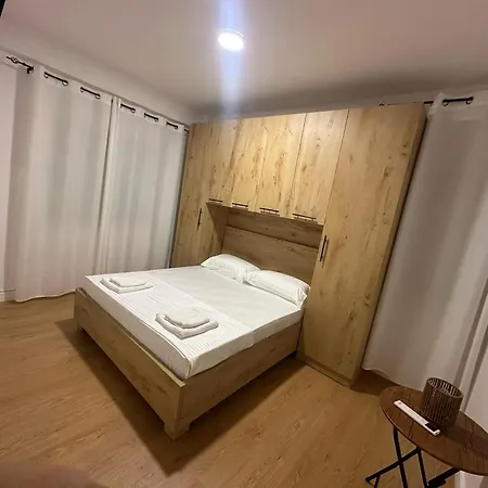 Apartment R&r Mali Robit *